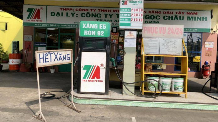 Lại xảy ra tình trạng ‘hết xăng’ trước ngày điều chỉnh giá