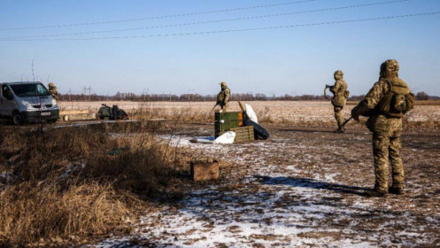 Lực lượng Nga áp sát Kiev, một nửa cư dân đã di tản