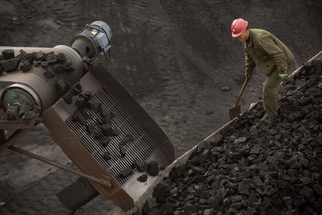 Trung Quốc bán lại than của Indonesia cho Ấn Độ do nhu cầu trong nước yếu. Các thương nhân Trung Quốc  ...