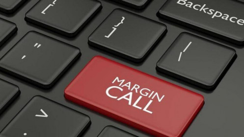 Chủ tịch Danh Khôi bị "call margin"