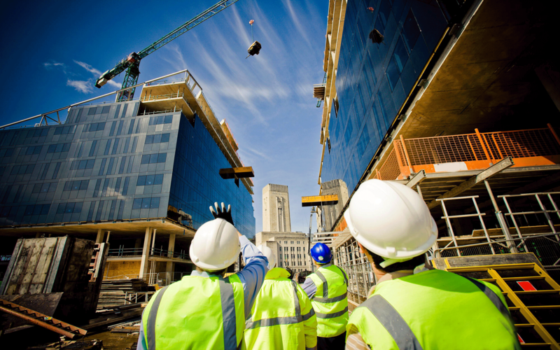 Triển vọng ngành xây dựng tích cực trong nửa cuối năm 2022. Giá thép xây dựng đã giảm về vùng 16.000  ...