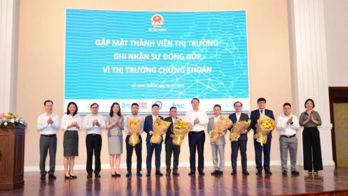 Thứ trưởng Nguyễn Đức Chi: Thời gian vận hành hệ thống KRX chỉ còn tính theo tháng