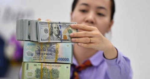 Giá USD ngân hàng vượt mốc 25.000 đồng