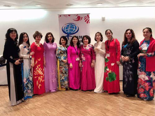 Phụ nữ Việt Nam tham gia “Tái định nghĩa thành công” thời 4.0