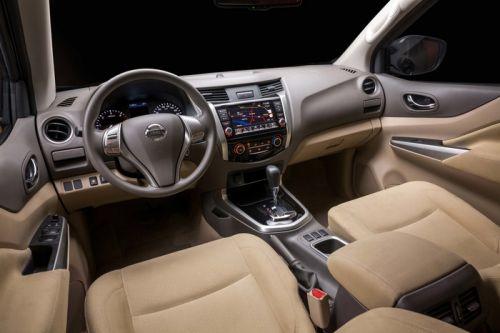 Nhằm tăng khả năng canh tranh với “ông vua bán tải” Ford Ranger, Nissan Việt Nam vừa giới thiệu ra thị  ...