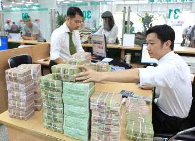 Hôm nay 19/11: NHNN điều hành hạ lãi suất tiền gửi, giảm lãi suất vay