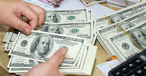 Mua, bán từ 100.000 USD không đúng quy định sẽ bị phạt 80-100 triệu đồng
