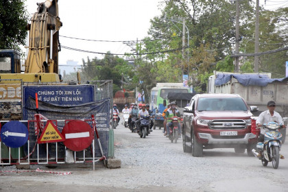 Thu hồi giấy phép các công trình thi công bầy hầy
