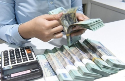 Lãi suất giảm và… hành động của chúng ta