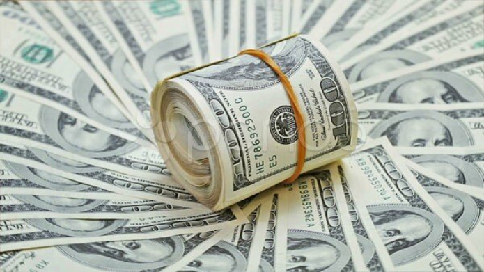 Ngân hàng Nhà nước bất ngờ nâng giá bán USD