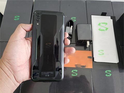 iPhone 7 Plus, Galaxy S9 Plus, Xiaomi Black Shark 2, iPhone XR giảm giá về dưới 8 triệu đồng