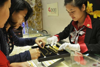 Giá vàng hôm nay 24/11, kết thúc tuần giảm giá