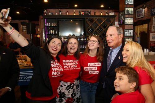 Những ngành công nghiệp bị ảnh hưởng nếu Michael Bloomberg trở thành Tổng thống Mỹ