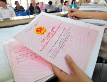 Dài cổ chờ sổ đỏ chung cư: Yêu cầu bêu tên chủ đầu tư vi phạm để dân “né”