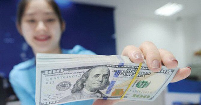 Ngân hàng Nhà nước bất ngờ giảm mạnh giá mua vào USD