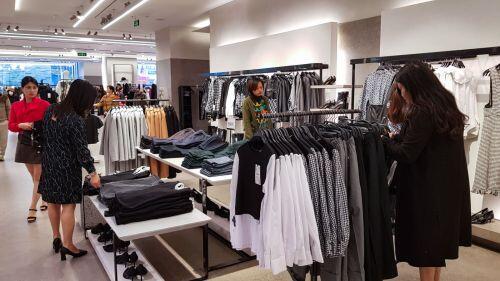 Black Friday 2019: Quảng cáo rầm rộ, mua bán đìu hiu