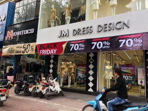 Black Friday 2019: Quảng cáo rầm rộ, mua bán đìu hiu