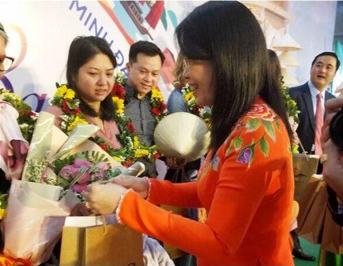 TP.HCM chào đón những vị khách quốc tế xông đất 2020