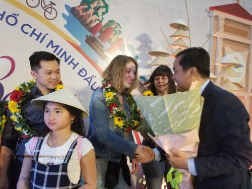 TP.HCM chào đón những vị khách quốc tế xông đất 2020