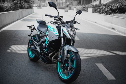 Naked bike 400 phân khối, giá 132 triệu đồng tại Việt Nam
