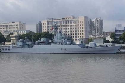 Vươn "vòi bạch tuộc", Trung Quốc bán tàu chiến "hết đát" giá rẻ cho Bangladesh