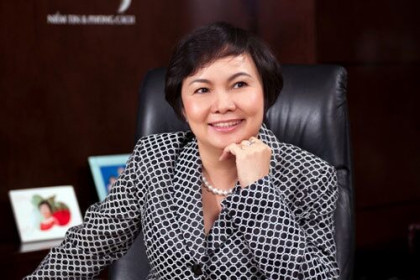Vàng tăng kỷ lục, bà chủ hãng vàng mơ 1 tỷ USD