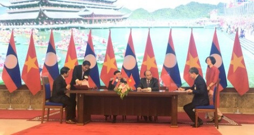 EVN ký kết hợp đồng mua bán điện với 2 tập đoàn của Lào