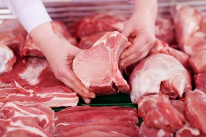 Vì sao người dân vẫn không thích mua thịt lợn nhập giá rẻ?