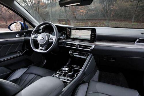 Cận cảnh mẫu xe mới của Kia - kẻ đe doạ Mazda6