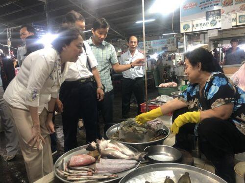 Hết thời trái cây 'đội lốt' xuất xứ