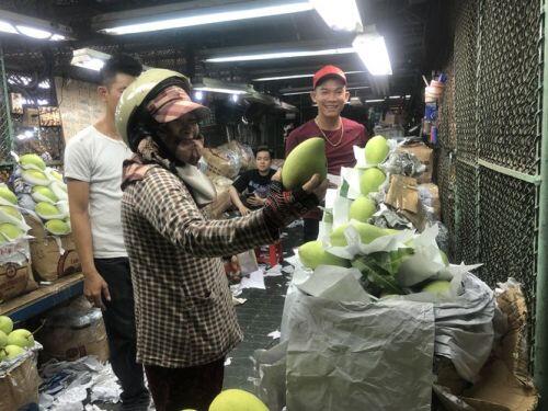 Hết thời trái cây 'đội lốt' xuất xứ