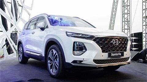 Hyundai Santa Fe 2019 giảm giá sốc, quyết đánh bại Toyota Fortuner, Mazda CX-8