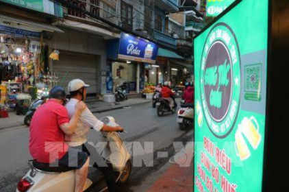 Hà Nội xuất hiện dịch vụ gọi xe cho người uống bia rượu