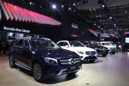 Sau giảm giá mạnh, thị trường ô tô Việt Nam chạm ngưỡng 400.000 xe
