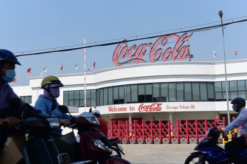 Từ vụ 821 tỉ nợ thuế của Coca-Cola Việt Nam: Chặn các 'ông lớn' trốn thuế