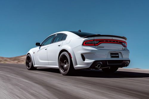 Top 10 xe V8 tốt nhất thế giới: Gọi tên Mercedes-Benz AMG C63 S Coupe