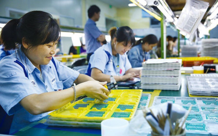 Cách nào thoát khỏi vùng đáy của chuỗi giá trị?