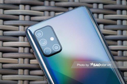 Cận cảnh Samsung Galaxy A71 vừa ra mắt ở VN