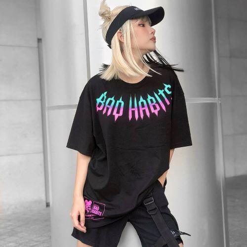 Vì sao những thương hiệu thời trang thuộc local brand trở thành “cơn bão” trong giới trẻ Việt?