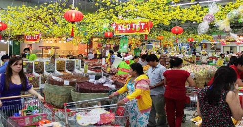 Cận Tết, giá thịt lợn giảm nhiệt, hàng hoá nhập khẩu đua nhau khuyến mại