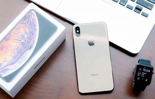 Giá chênh không lớn, nên mua iPhone X hay iPhone XS?