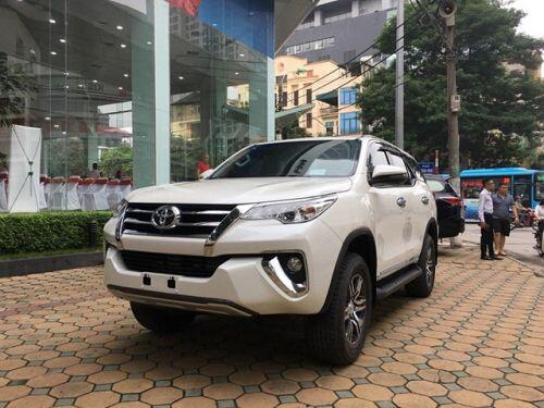 Điểm mặt 10 mẫu xe "ế" nhất năm 2019, họ nhà Toyota chiếm hơn một nửa