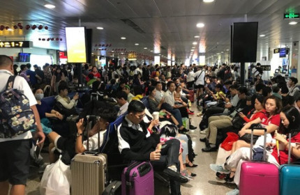 Tư nhân làm sân bay, ga hàng không, đừng khép cửa, rồi đẩy việc khó