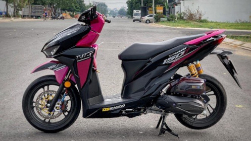 Honda Vario 150 Black-Pink Racing gây ấn tượng với dàn đồ chơi đẹp 'bá cháy'