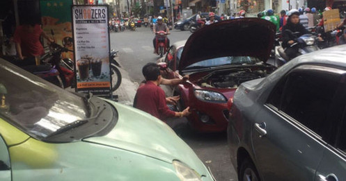 Sốt xình xịch dịch vụ tân trang ô tô dịp Tết