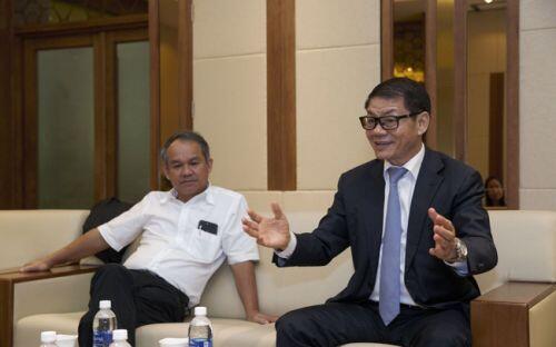 Các giao dịch nội bộ lớn nhất năm Kỷ Hợi