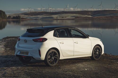 Top 10 ôtô được ưa chuộng nhất Vương quốc Anh: Ford Fiesta dẫn đầu
