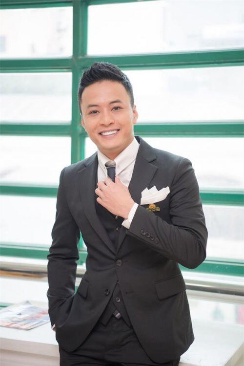 Ngày đầu Tết Nguyên Đán, nhìn lại thăng trầm của các sao Việt tuổi Tý: Người chạm đỉnh cao sự nghiệp, người tràn ngập "drama" từ đầu năm đến cuối năm
