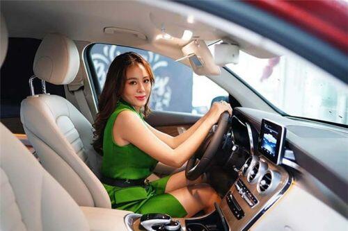 Cận cảnh Mercedes-Benz GLC tiền tỷ
