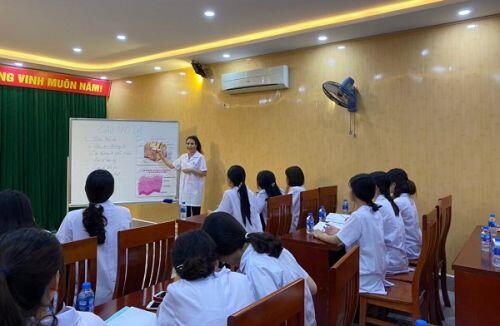 Hoa hậu Doanh nhân Trần Thị Thanh Hải: Làm kinh doanh không riêng gì năm tuổi, năm nào cũng phải tính toán sâu sắc!